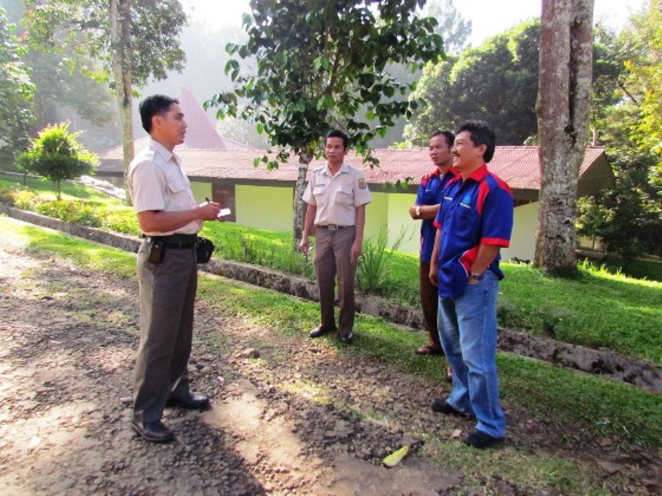 Comparative study of forest management by the staff of the Riau Forestry Training Center