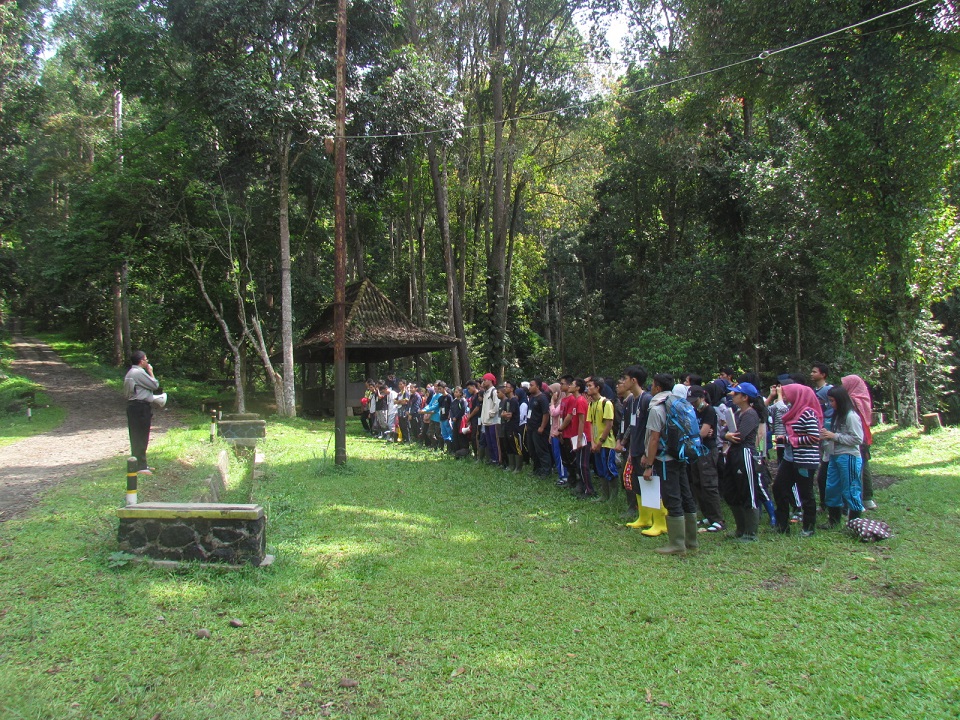 Field Practice of Environmental Management Technique of IPB School of Diploma