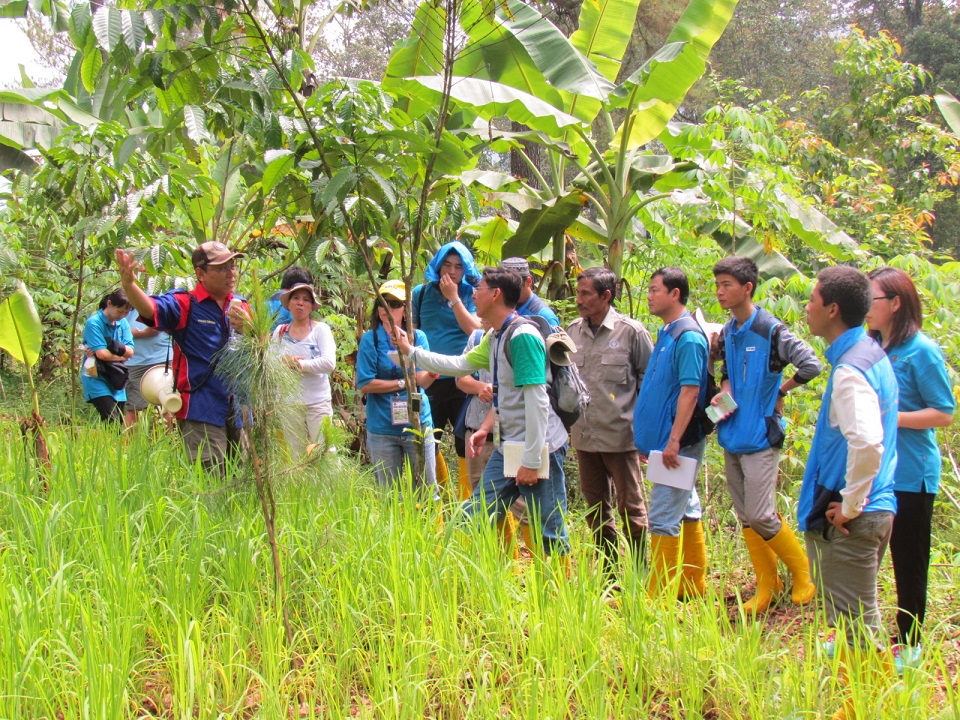 Field trip of AFoCo (Asian Forest Cooperation Organization) Landmark Program For a Greener Asia