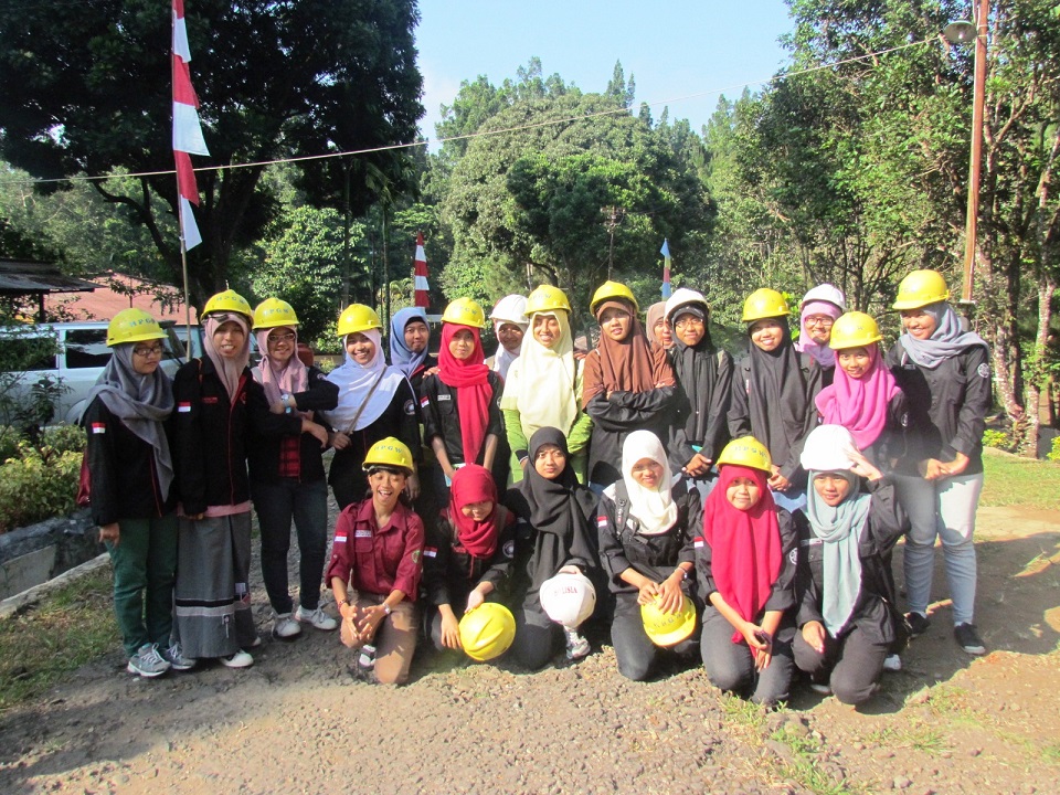 Fieldtrip of Forest Management by the Forestry Study Club (FSC), Faculty of Forestry, University of Gajah Mada (UGM) Yogyakarta
