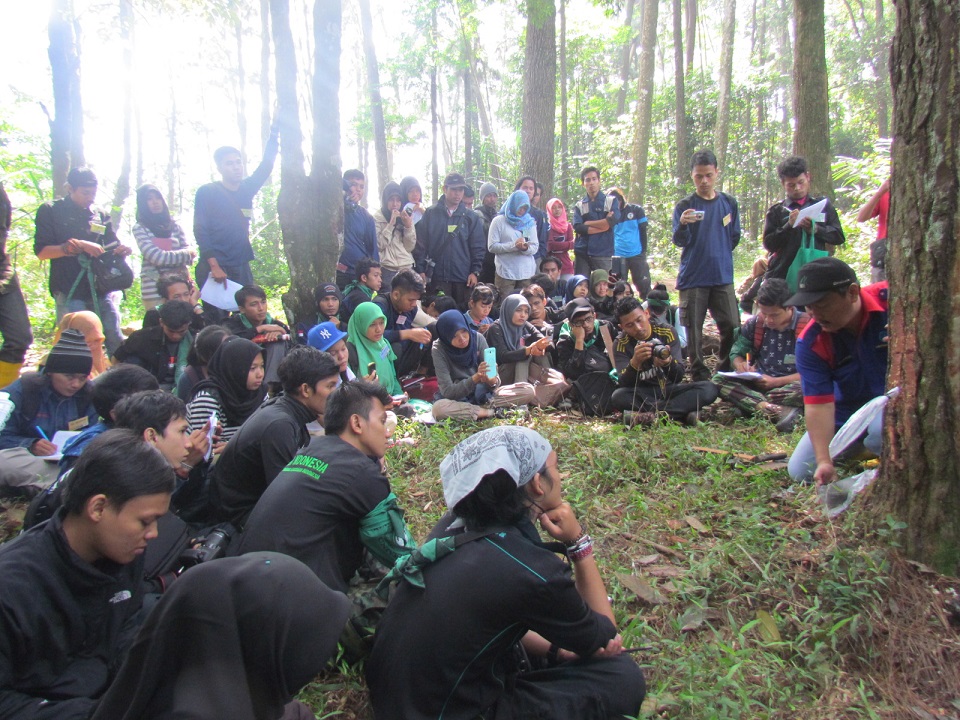 Forest Management Practices (PTKH) by Forestry Department, Faculty of Agriculture, Riau University 2014