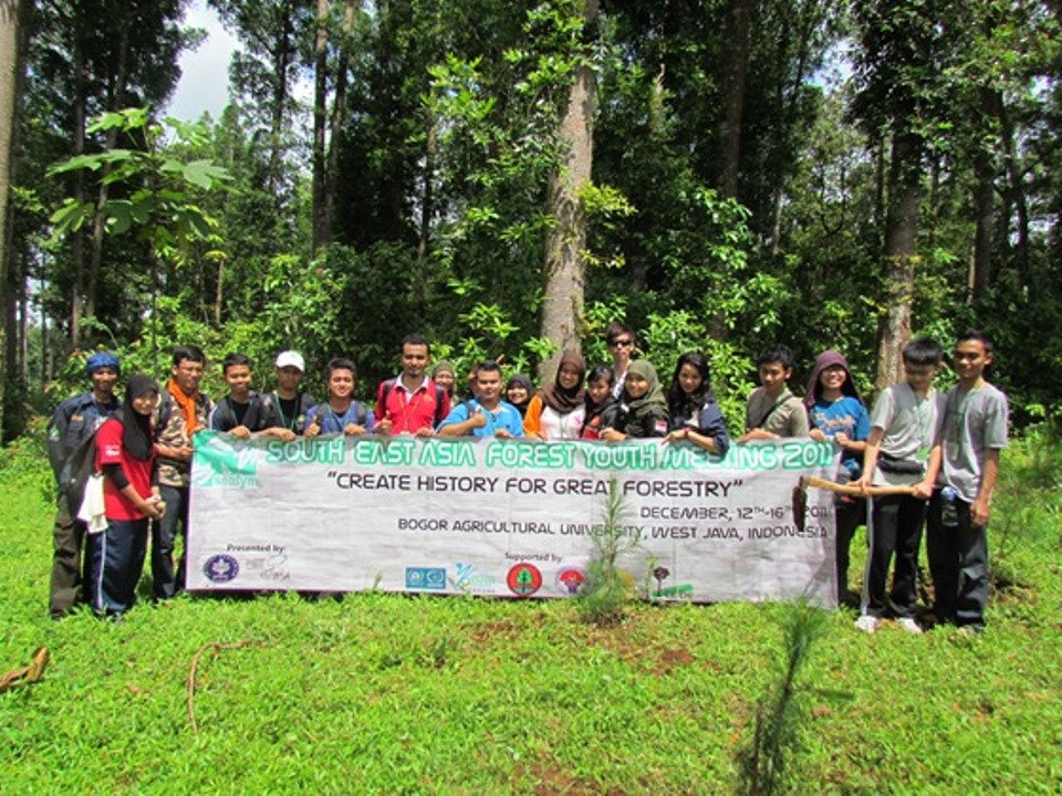 Fieldtrip during South East Asia Forest Youth Meeting (SEAFYM) 2011