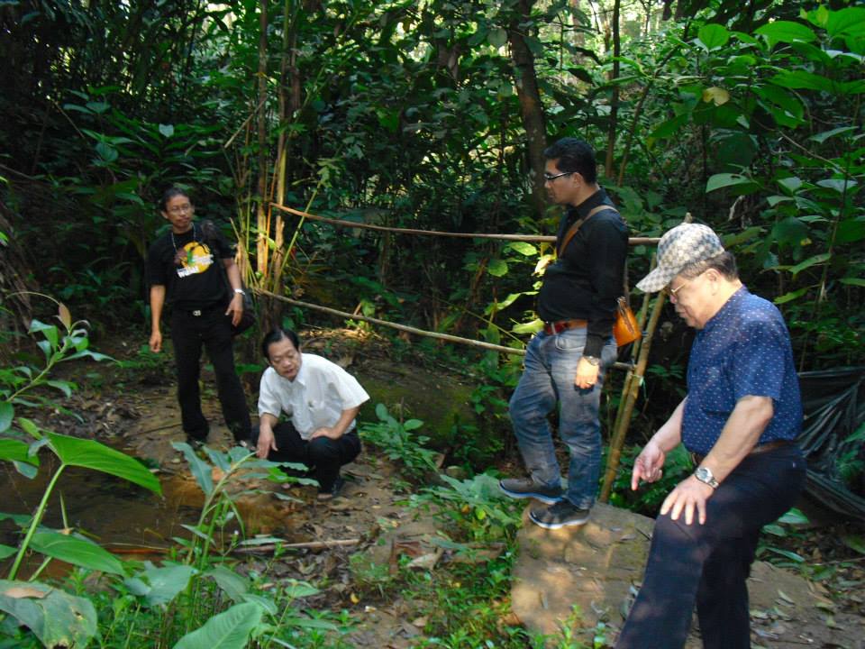survey lokasi pengusaha belut Jepang hutan pendidikan gunung walat