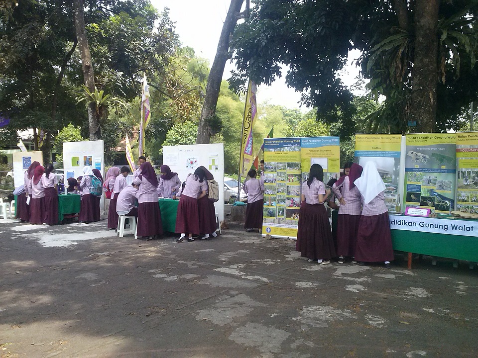 Keikutsertaan Hutan Pendidikan Gunung Walat dalam Pameran yang diselenggarakan oleh SMA Kornita IPB